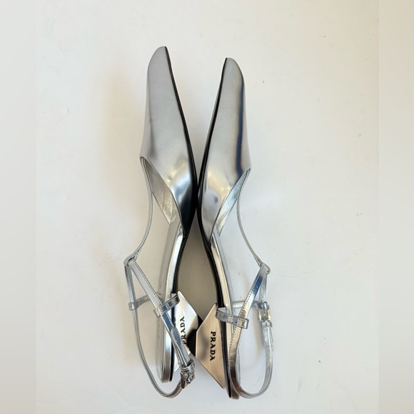Prada Metallic Grey leather Modellerie Pointed Toe Kitten Heel Pump EU 39.5 - Picture 10 of 12